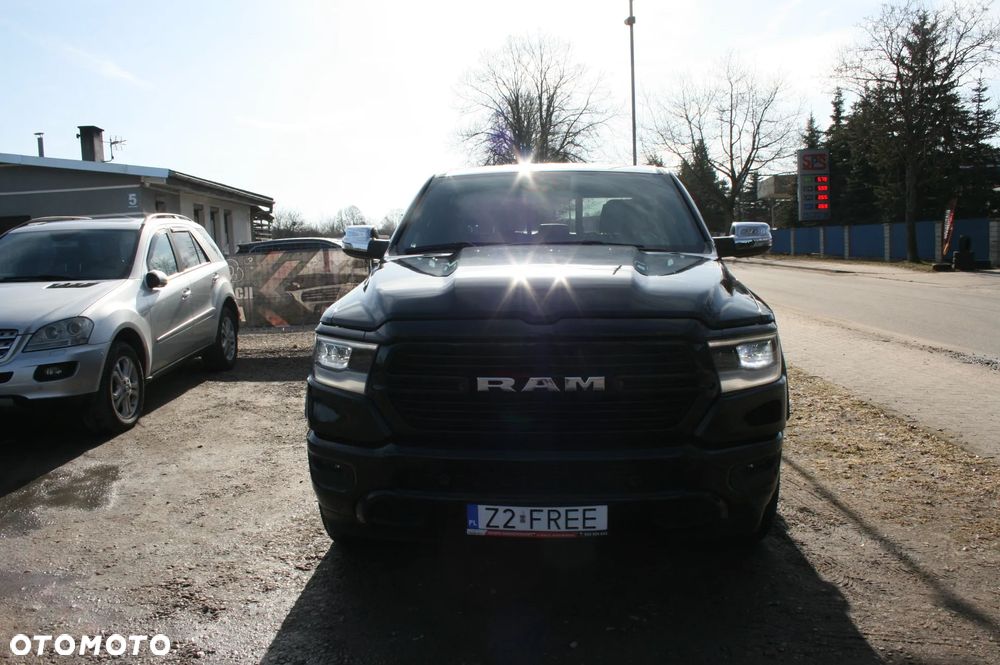 RAM 1500 5.7 Quad Cab Laramie - 2