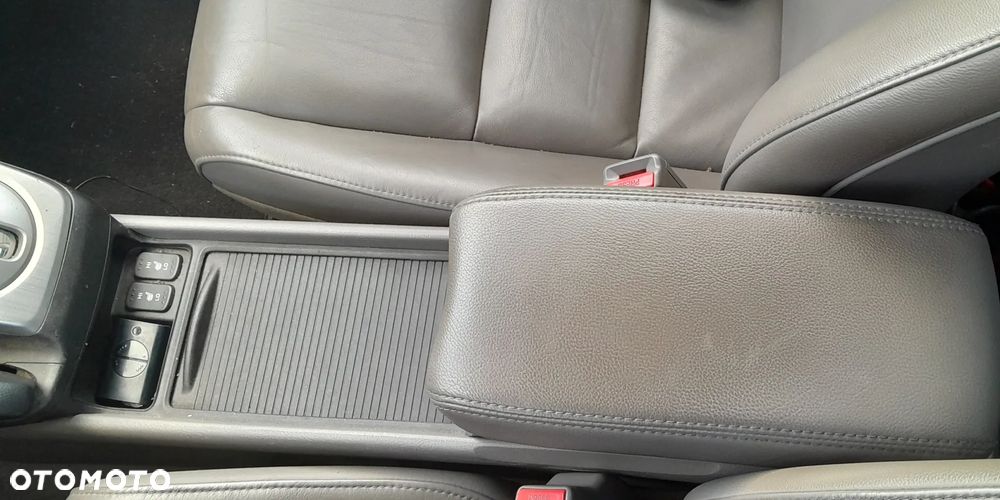 Honda Civic 1.8 Executive - 11