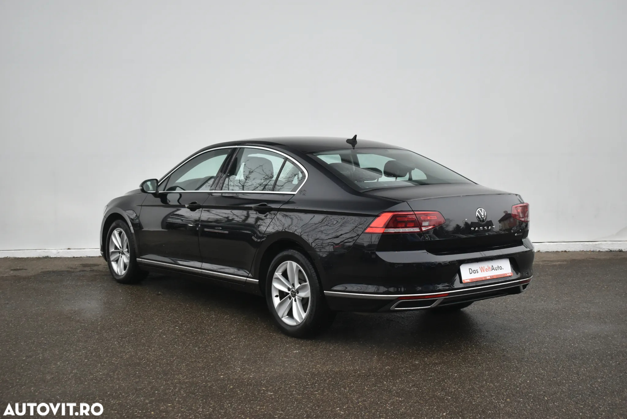 Volkswagen Passat 2.0 TDI DSG 4Motion Highline - 3