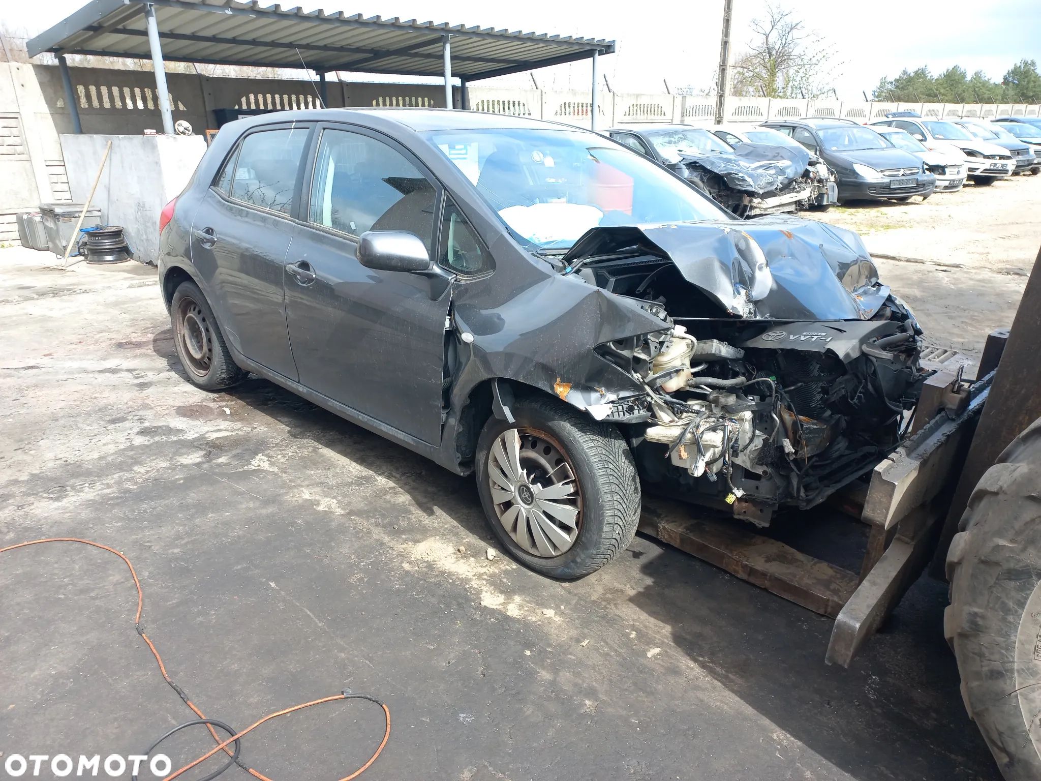 Toyota Auris 1.6 benzyna 07r 1G3 wszystkie części drzwi klapa - 1