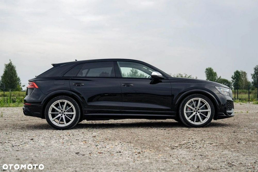 Audi RS Q8 - 7