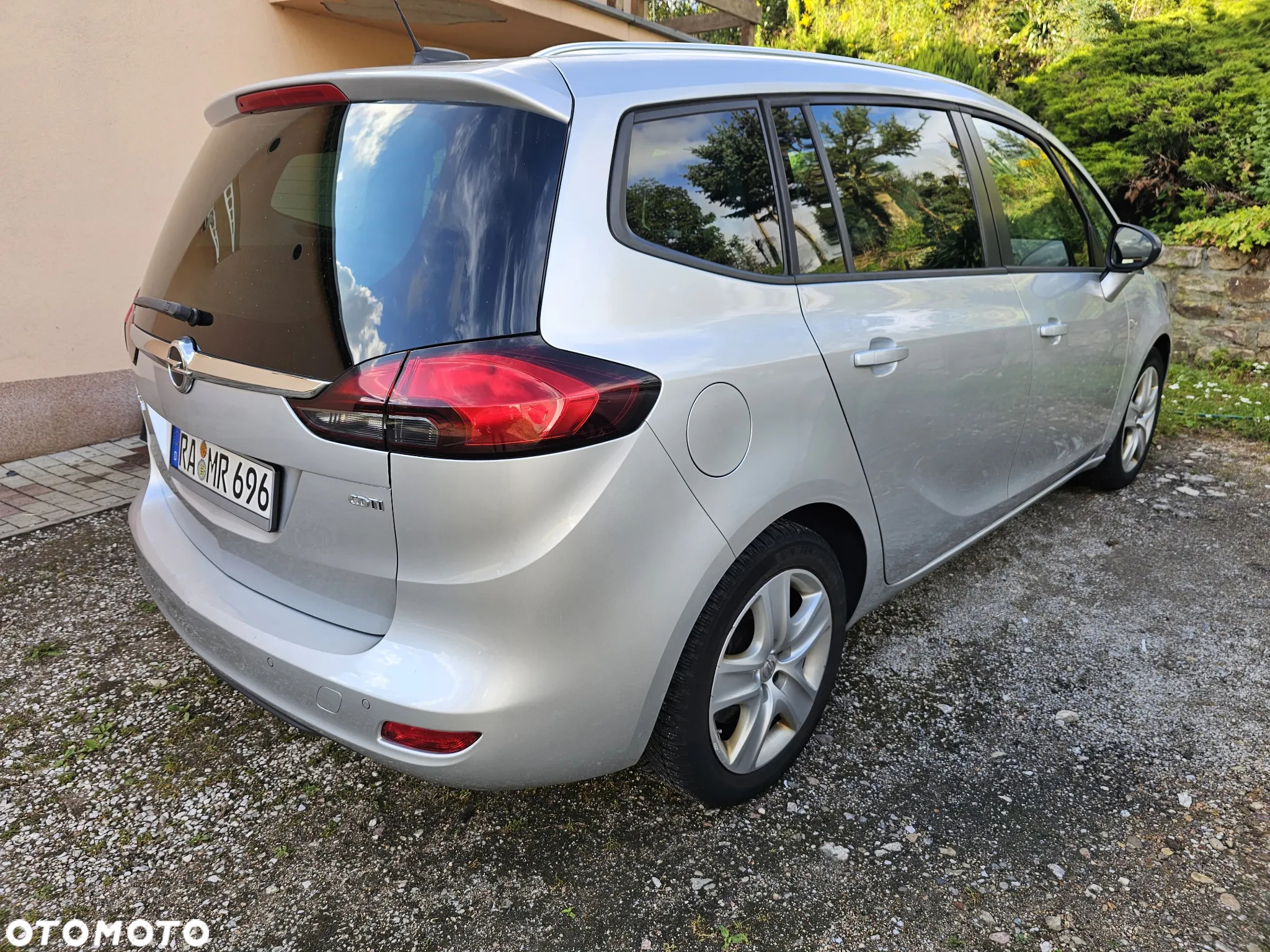 Opel Zafira - 2