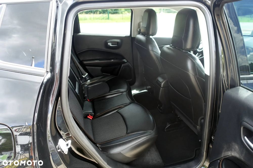 Jeep Compass 2.0 MultiJet Active Drive Limited - 16