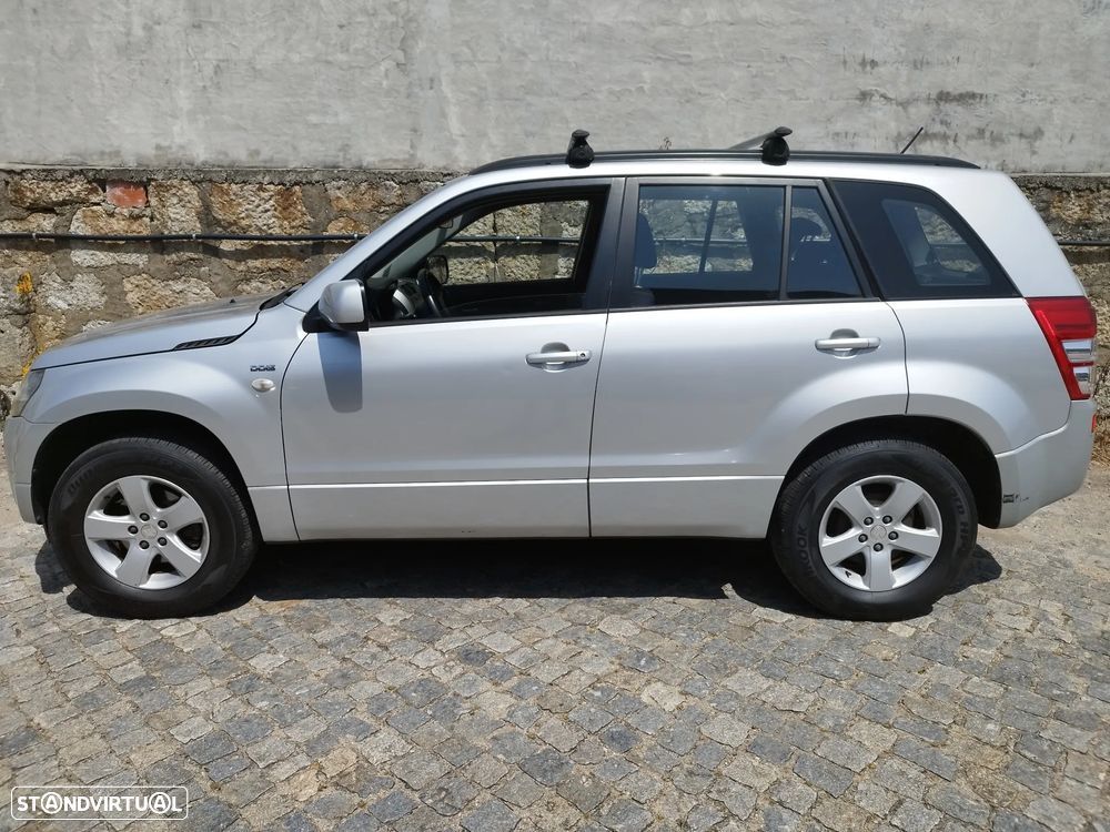 Suzuki Grand Vitara 1.9 DDiS X-Nature - 10