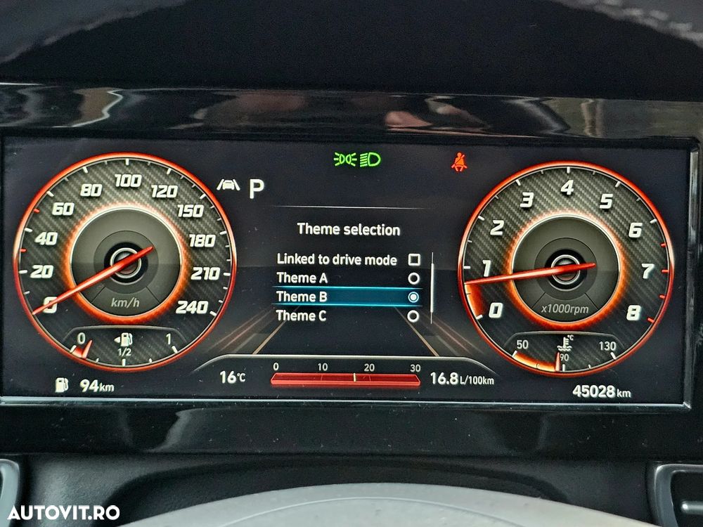 Hyundai Elantra 1.6 l 123 CP CVT Exclusive - 23