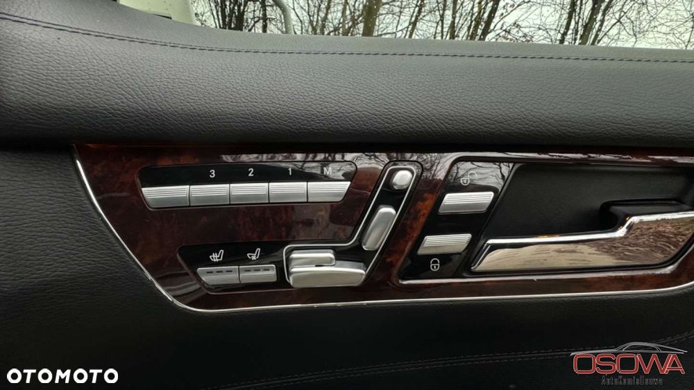 Mercedes-Benz CL - 16