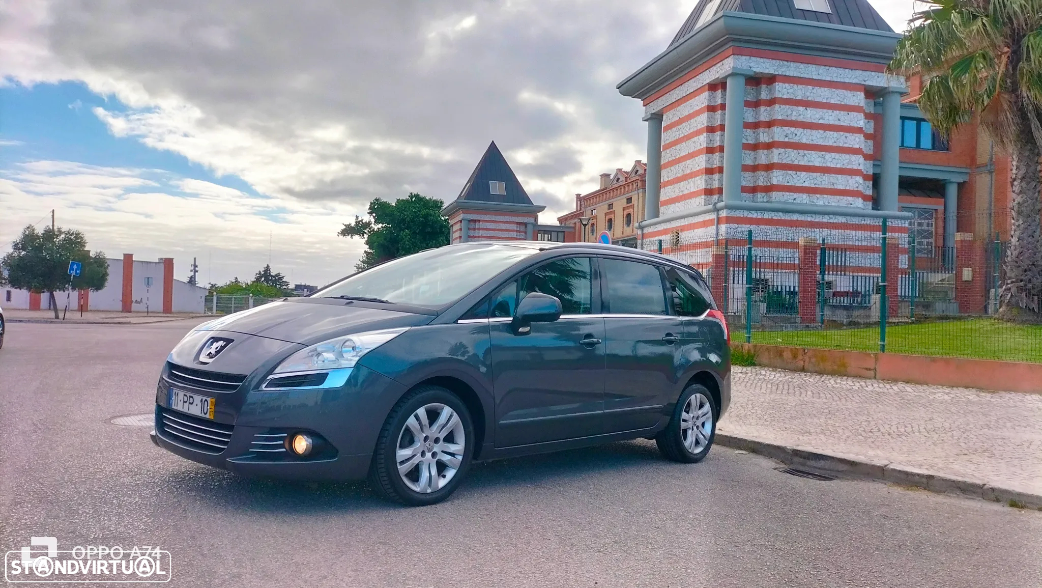 Peugeot 5008 1.6 HDi Sport CMP6 - 3