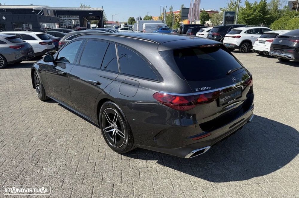 Mercedes-Benz E 300 9G-TRONIC AMG Line - 18