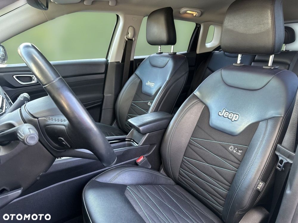 Jeep Compass - 17