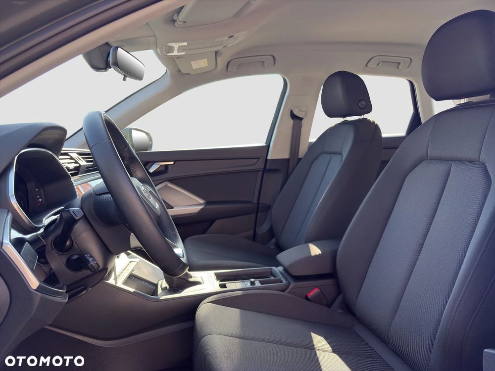 Audi Q3 35 TFSI Advanced S tronic - 9