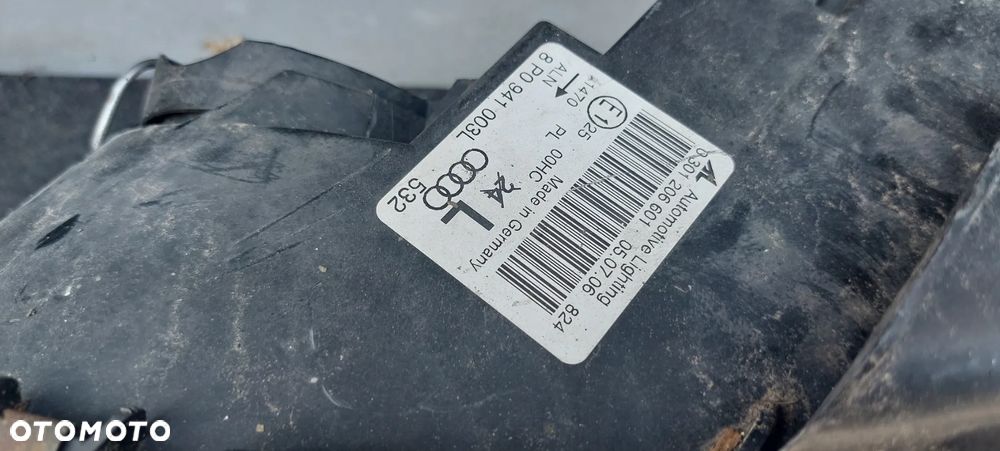 .  PRZOD PRZEDNIA LAMPA LEWA AUDI A3 8P - 3