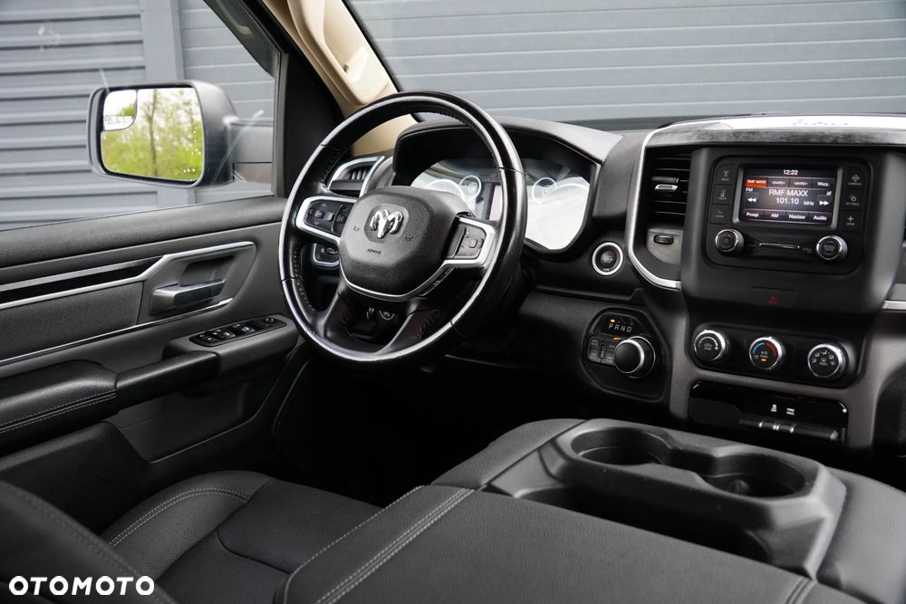RAM 1500 5.7 Quad Cab Bighorn - 37
