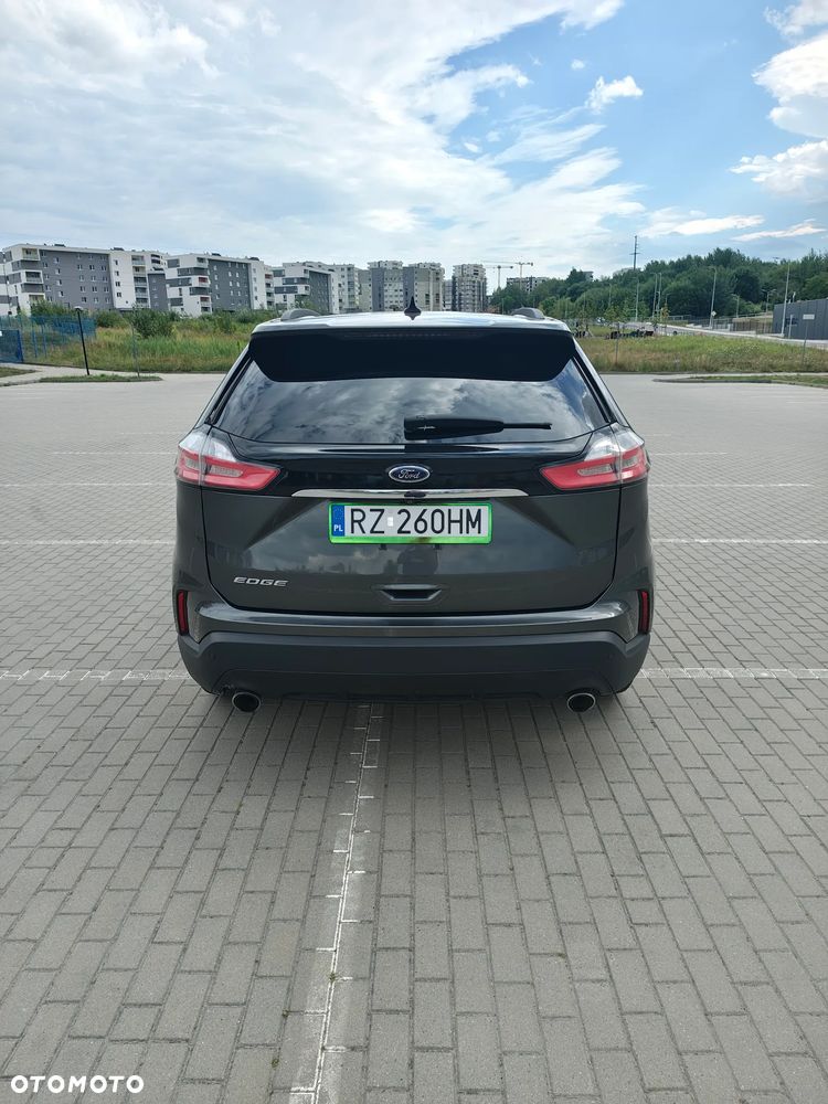 Ford Edge - 4