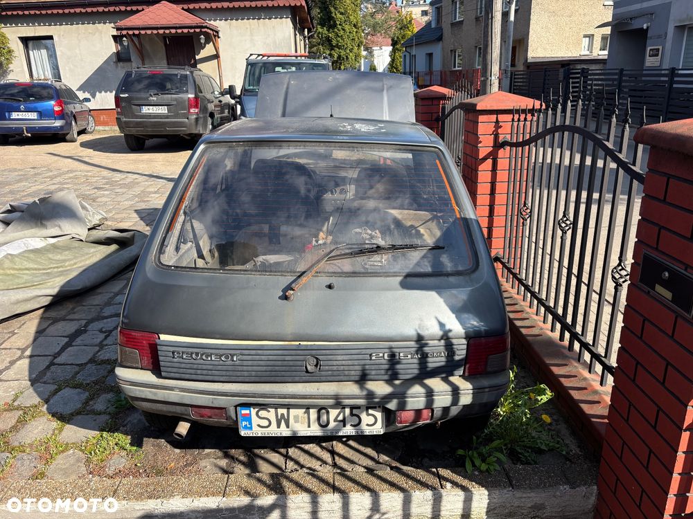 Peugeot 205 - 2
