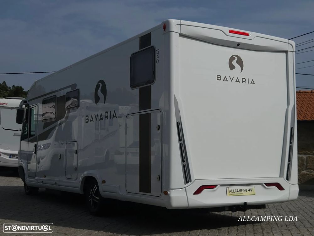 Bavaria Class I 740 CAMAS GÉMEAS - 11