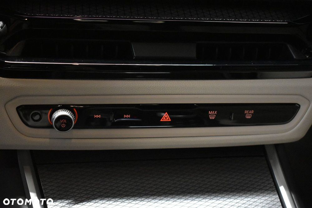 BMW Seria 3 - 18