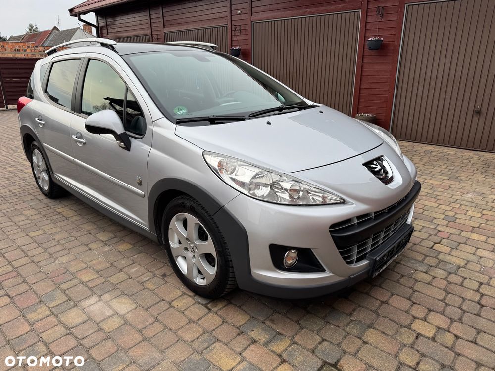 Peugeot 207 - 11