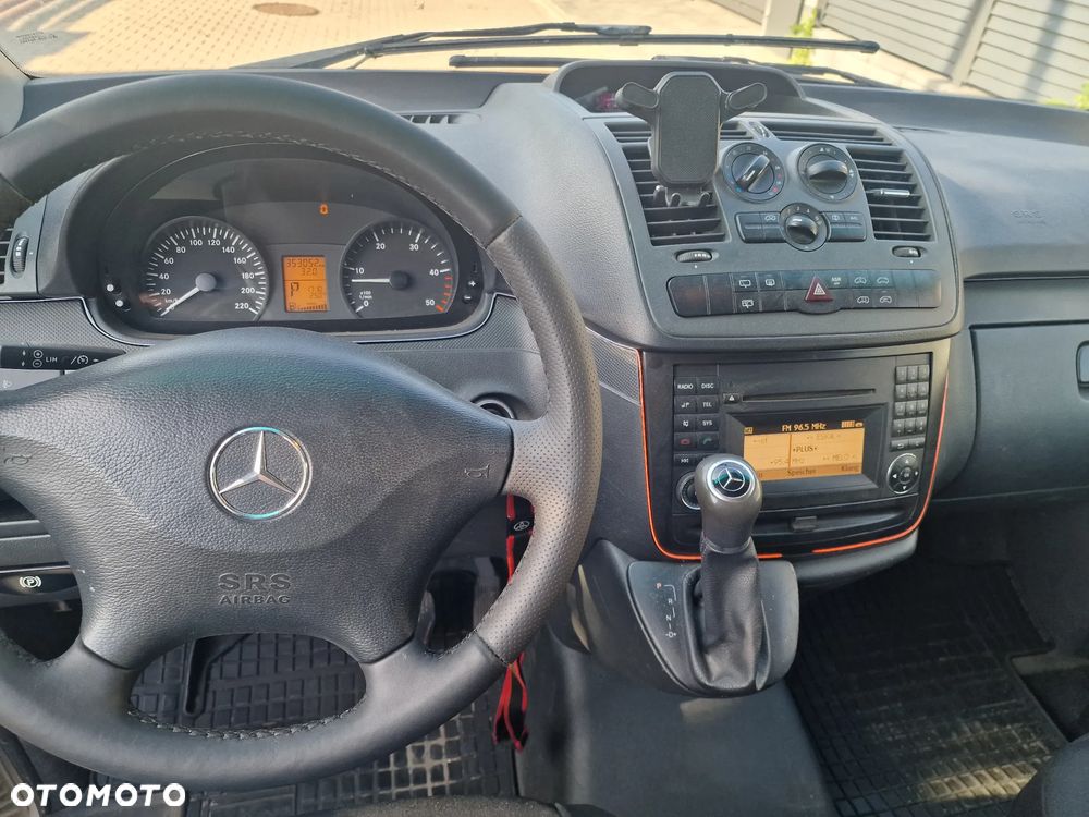 Mercedes-Benz Vito - 12