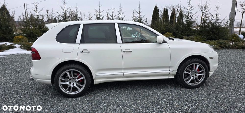 Porsche Cayenne - 3