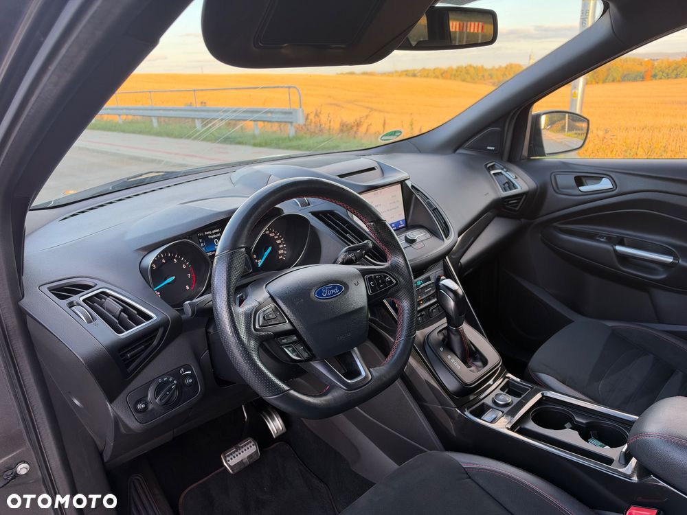 Ford Kuga - 11