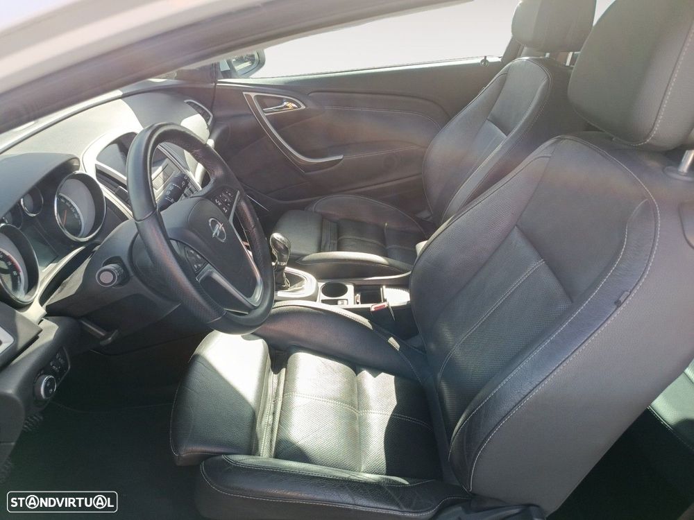 Opel Astra GTC 1.4 T - 9