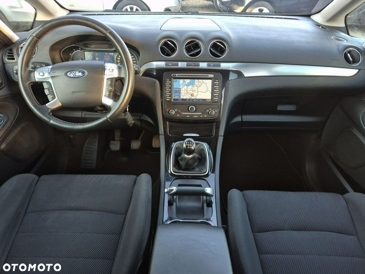 Ford Galaxy - 23