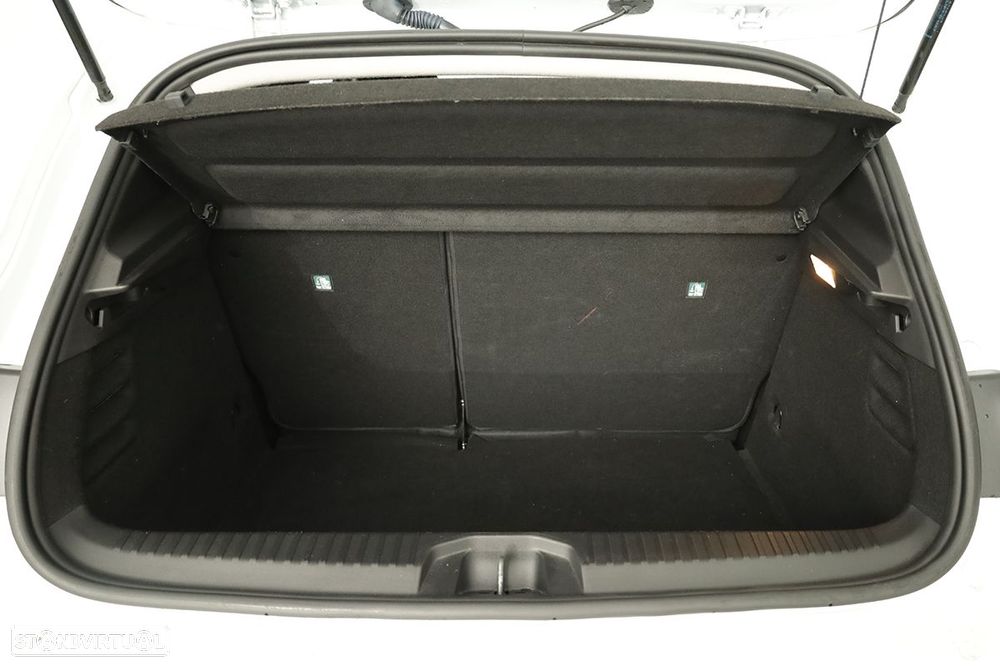 Renault Clio 1.0 TCe Evolution - 23