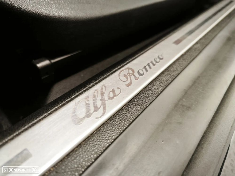 Alfa Romeo MiTo 1.3 JTD Progression - 24