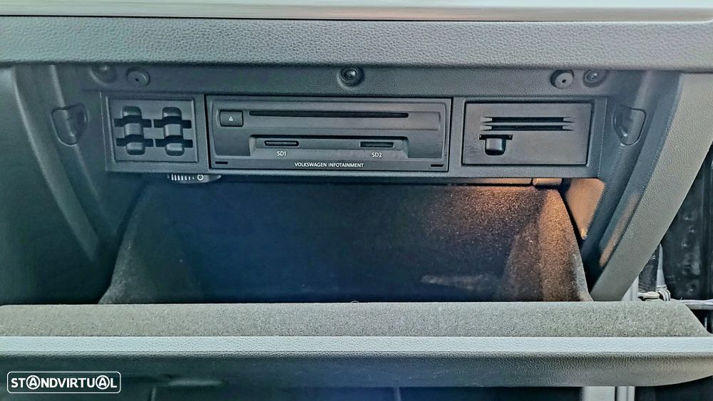 VW Golf 1.6 TDi BlueMotion Confortline - 20