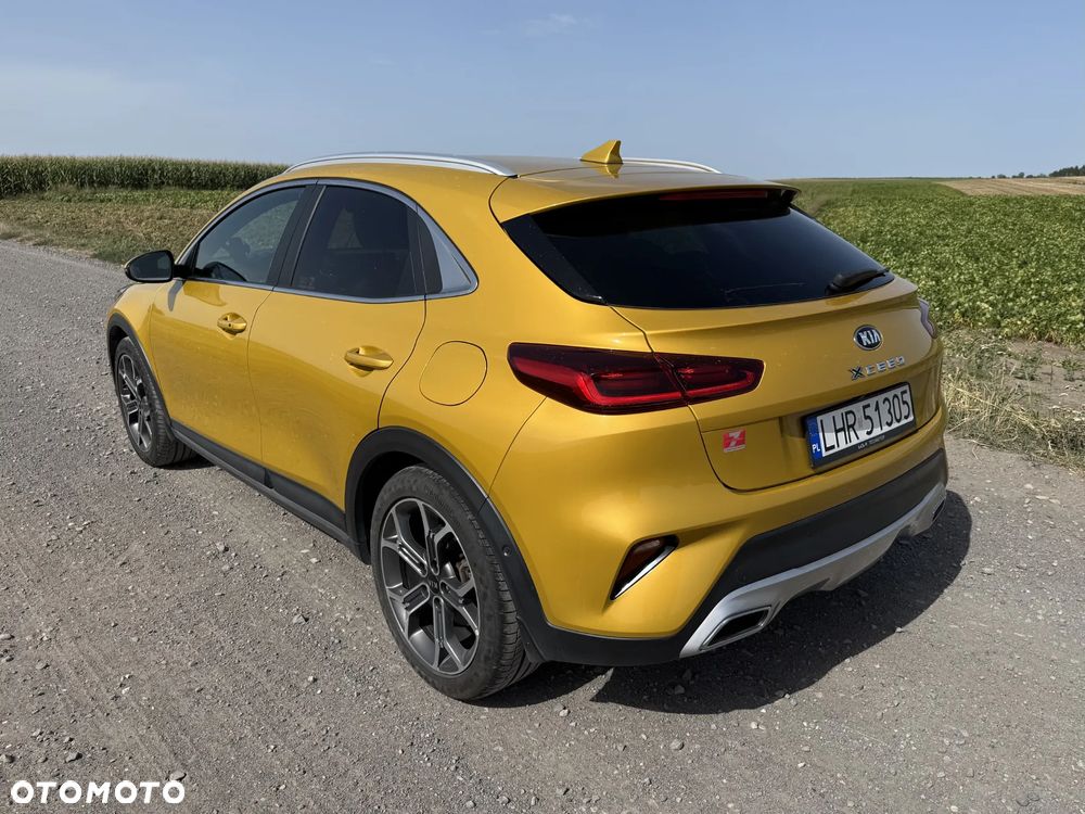 Kia XCeed 1.5 T-GDI L Business Line - 4