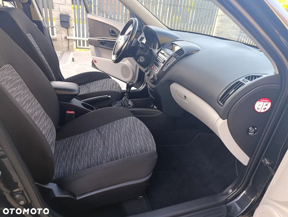 Kia Ceed 1.4 CVVT LX Basis - 7