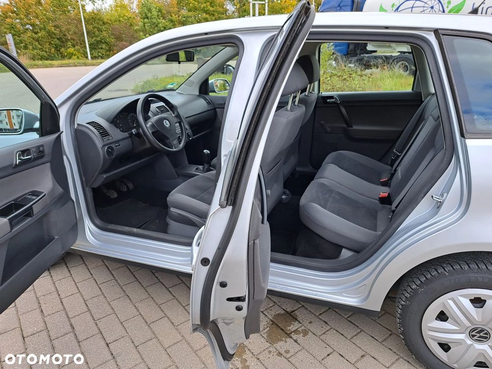Volkswagen Polo - 13