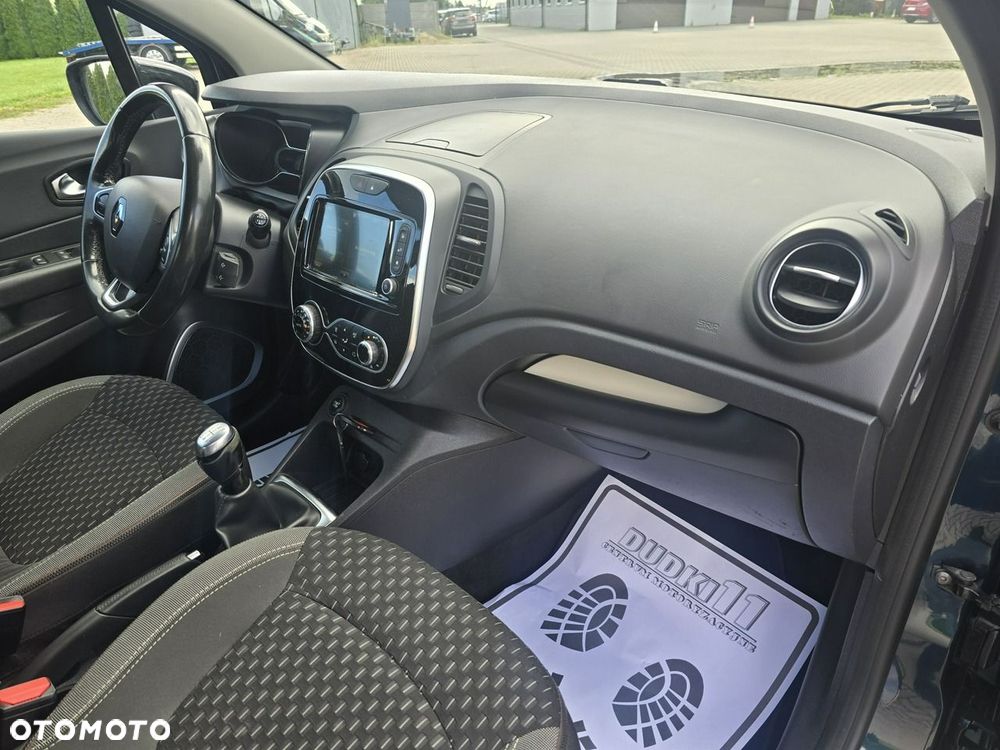 Renault Captur - 23
