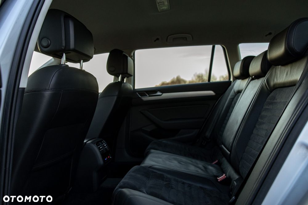 Volkswagen Passat 2.0 TDI (BlueMotion Technology) DSG Highline - 6