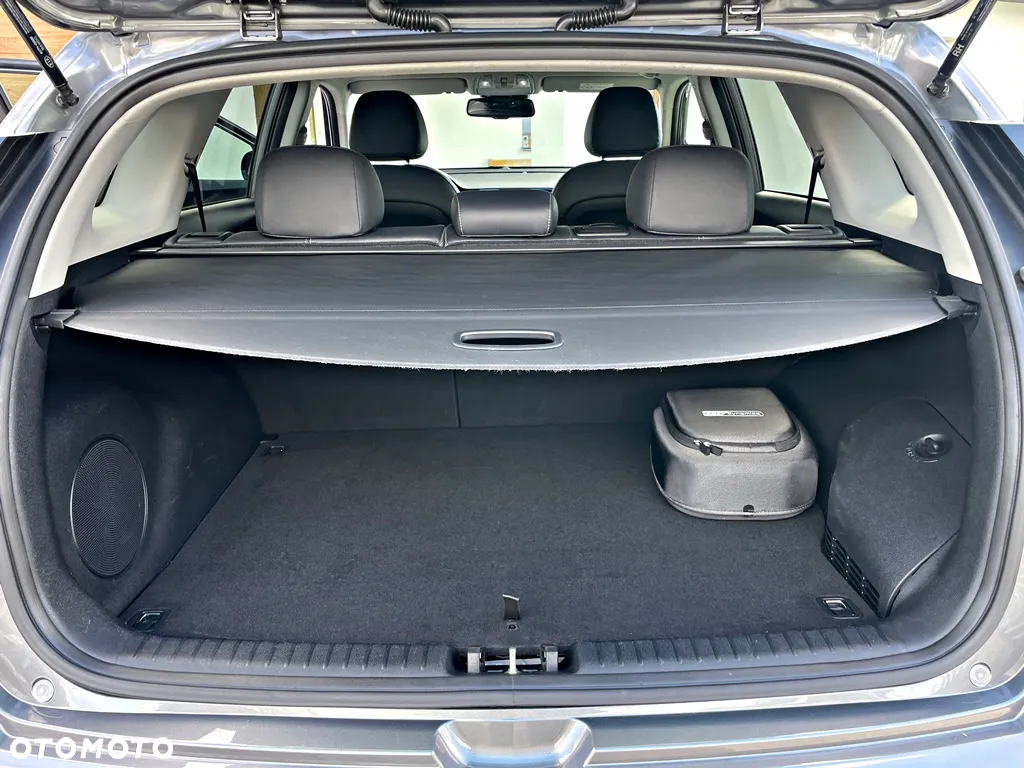Kia Niro 1.6 GDI Hybrid L Business Line - 34