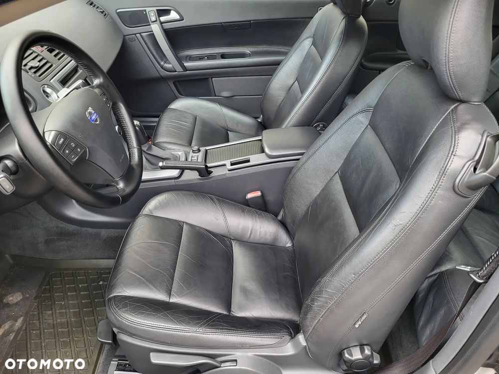 Volvo C70 2.0D Momentum - 26