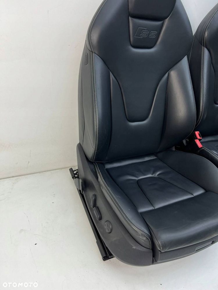 Komplet foteli z boczkami RECARO GRZENE PAMIĘĆ EU SKÓRA SCHOWKI Audi S5 - 16