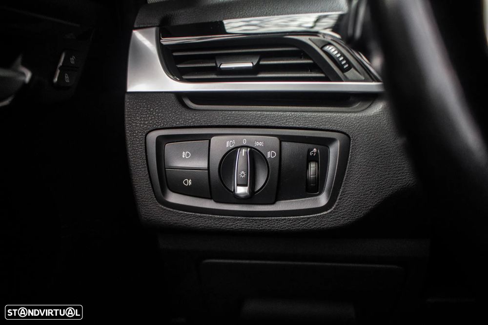 BMW X1 16 d sDrive Line Sport - 22
