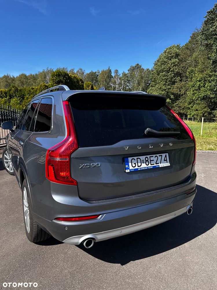 Volvo XC 90 D5 AWD Geartronic Momentum - 10