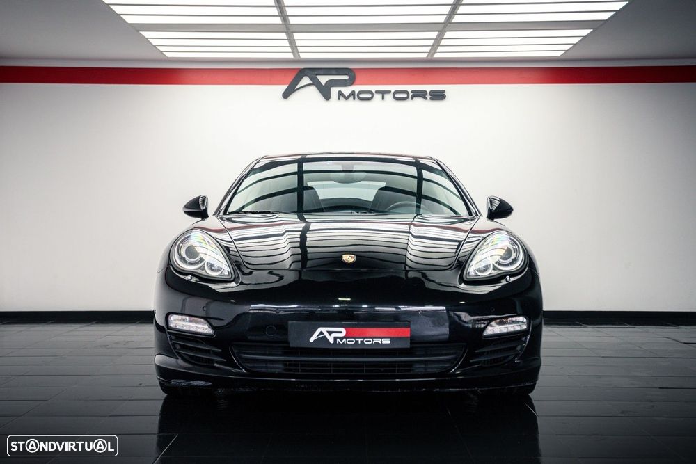 Porsche Panamera Standard - 3