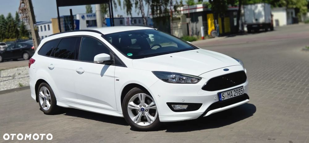Ford Focus 1.5 EcoBoost STart-Stopp-System ST-LINE - 19