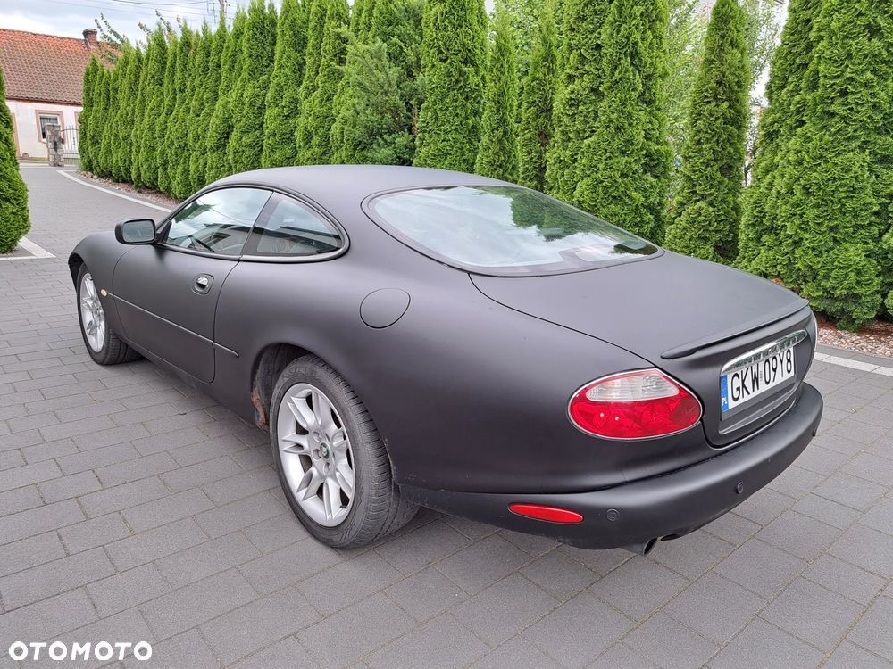 Jaguar XK8 - 4