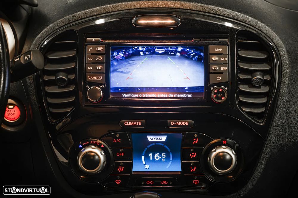 Nissan Juke 1.6 N-Connecta P.E.2 Black T.Xtronic - 20