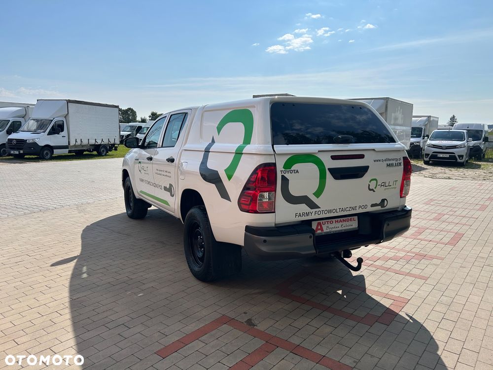 Toyota Hilux 2.4 D-4D Double Cab DLX 4x4 - 3
