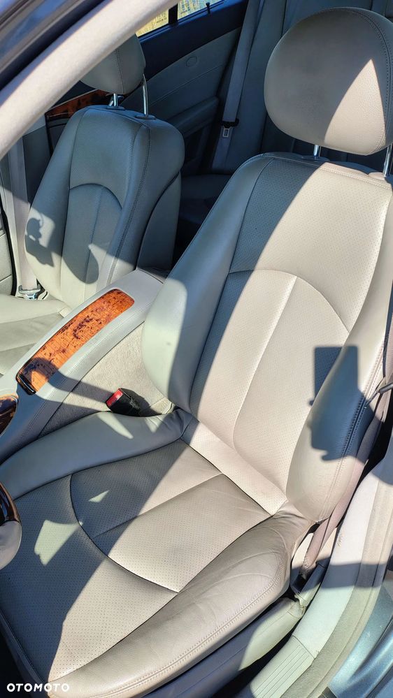 Mercedes-Benz Klasa E - 7