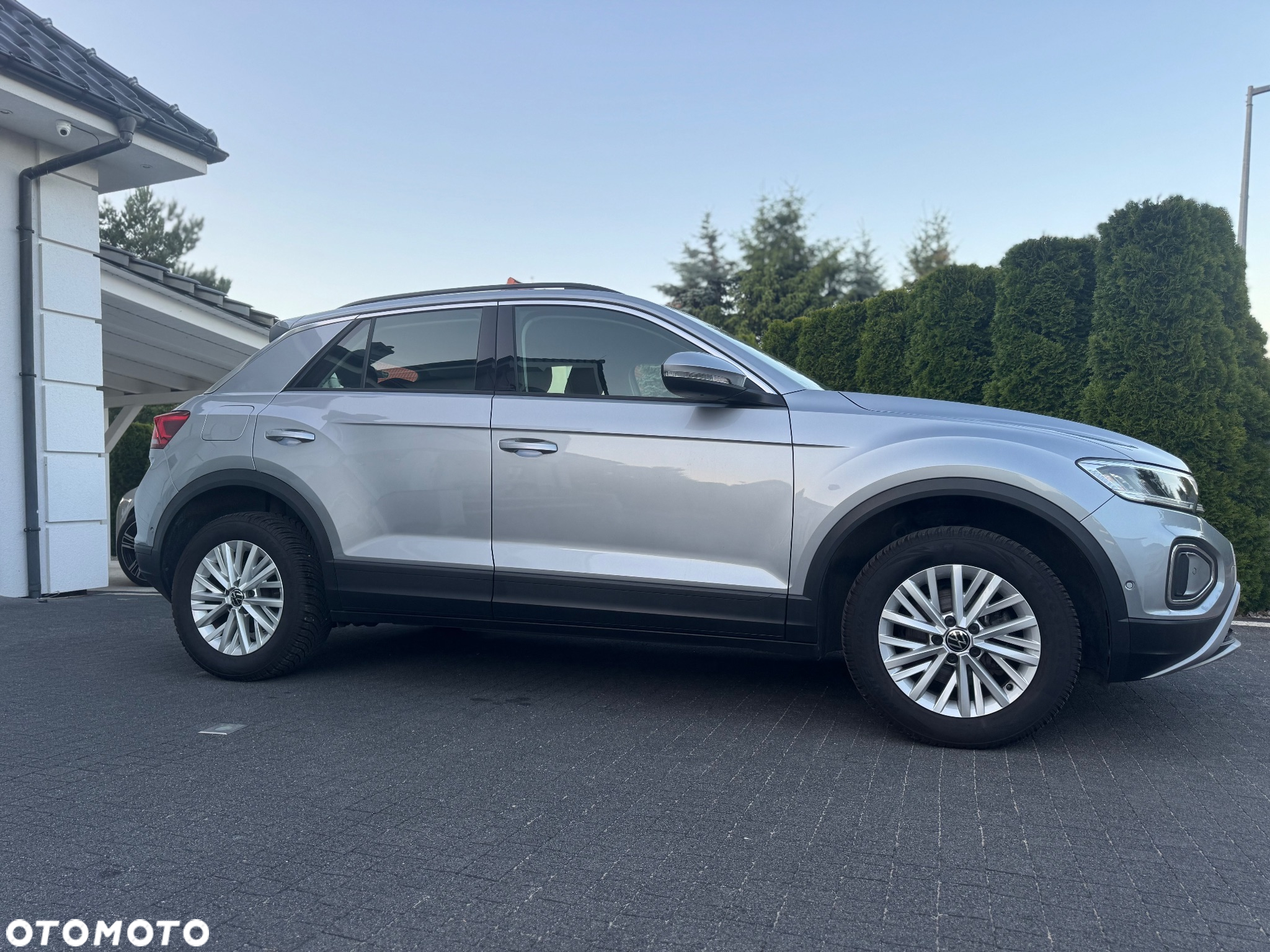 Volkswagen T-Roc 1.5 TSI Life DSG - 23