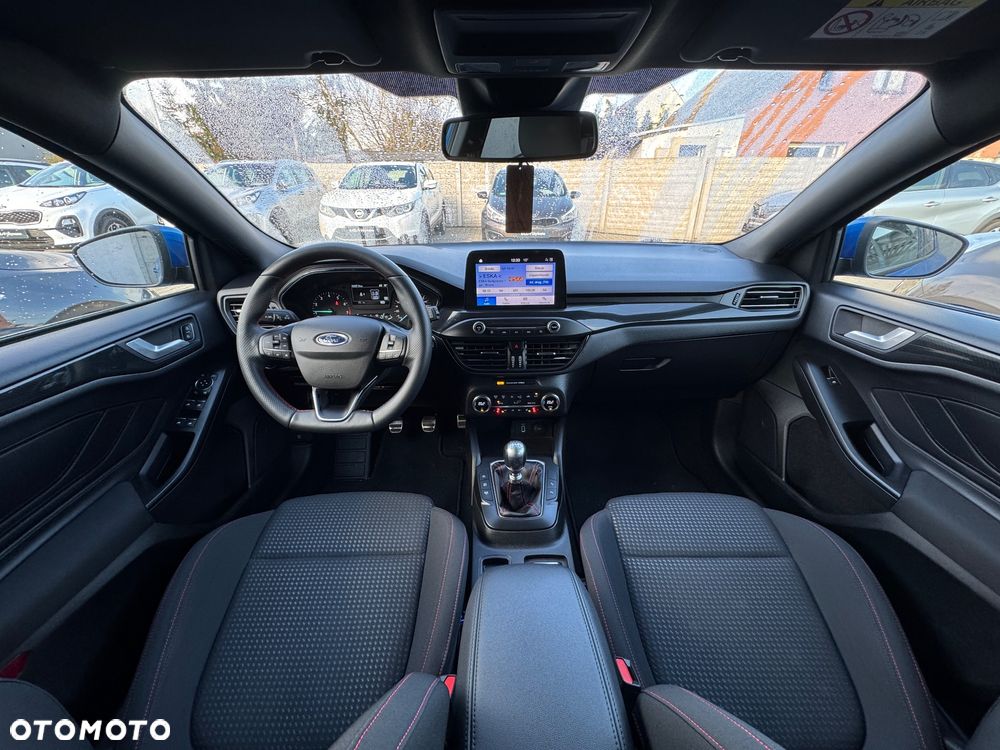 Ford Focus 1.0 EcoBoost ST-Line - 11