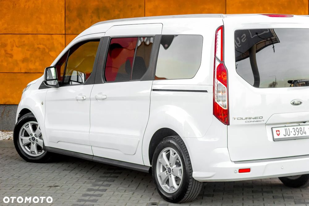 Ford Tourneo Connect Grand - 10