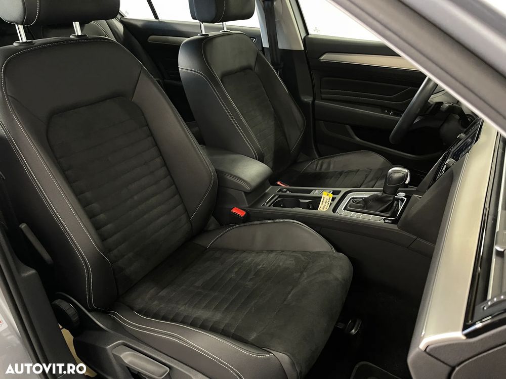 Volkswagen Passat 2.0 TDI DSG Highline - 11