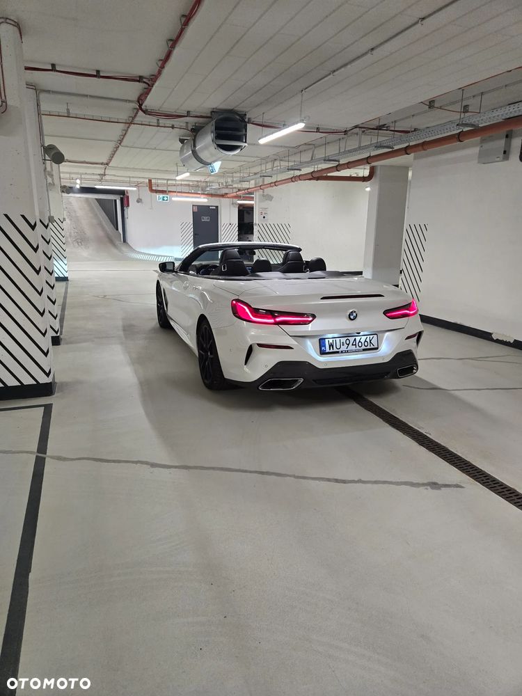 BMW Seria 8 - 3
